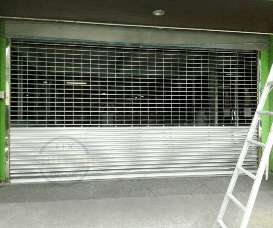 ประตูเหล็กม้วนแบบโปร่งแสง